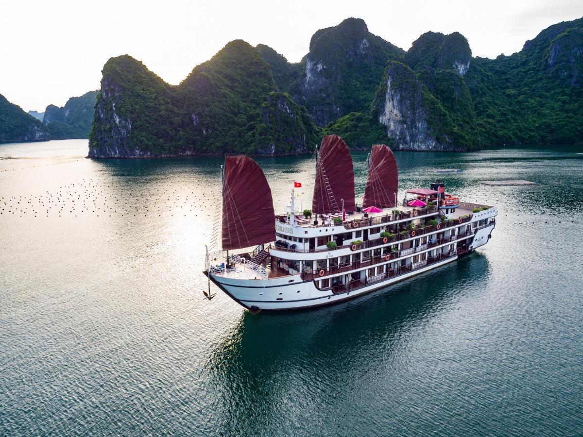 Alisa Cruise Halong Hotel Ha Long Exterior photo